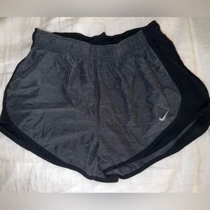 Women’s Nike Tempo Shorts